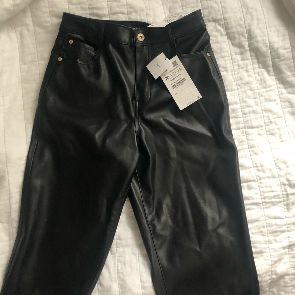 BNWT Zara Leather Mom Fit Trousers